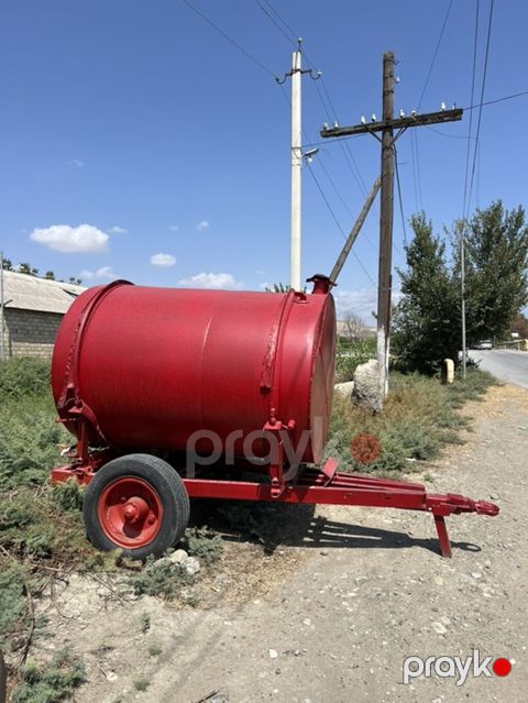 2,5 ton tutum həcmi var. İç hissəsi termosdur, 6,7 ay suyu təmiz — İsmayıllı