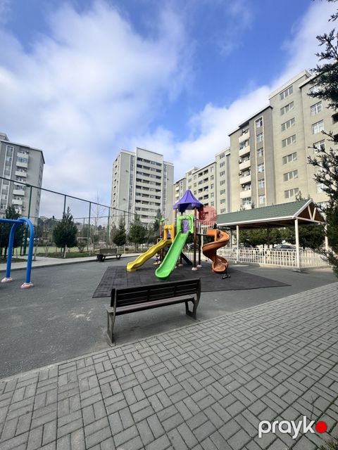Satılır 2 otaqlı yeni tikili 65 m²