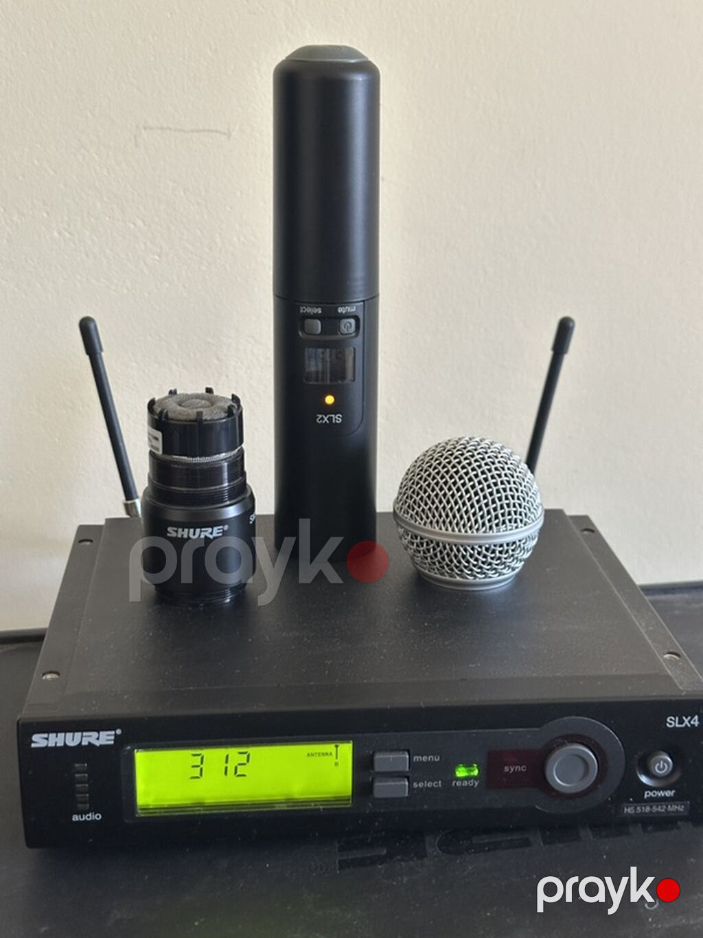 Shure sm58 slx original. Teze vesiyyetde. Deyerinden assgi satilir — Mikrafonlar, Bakı (3)
