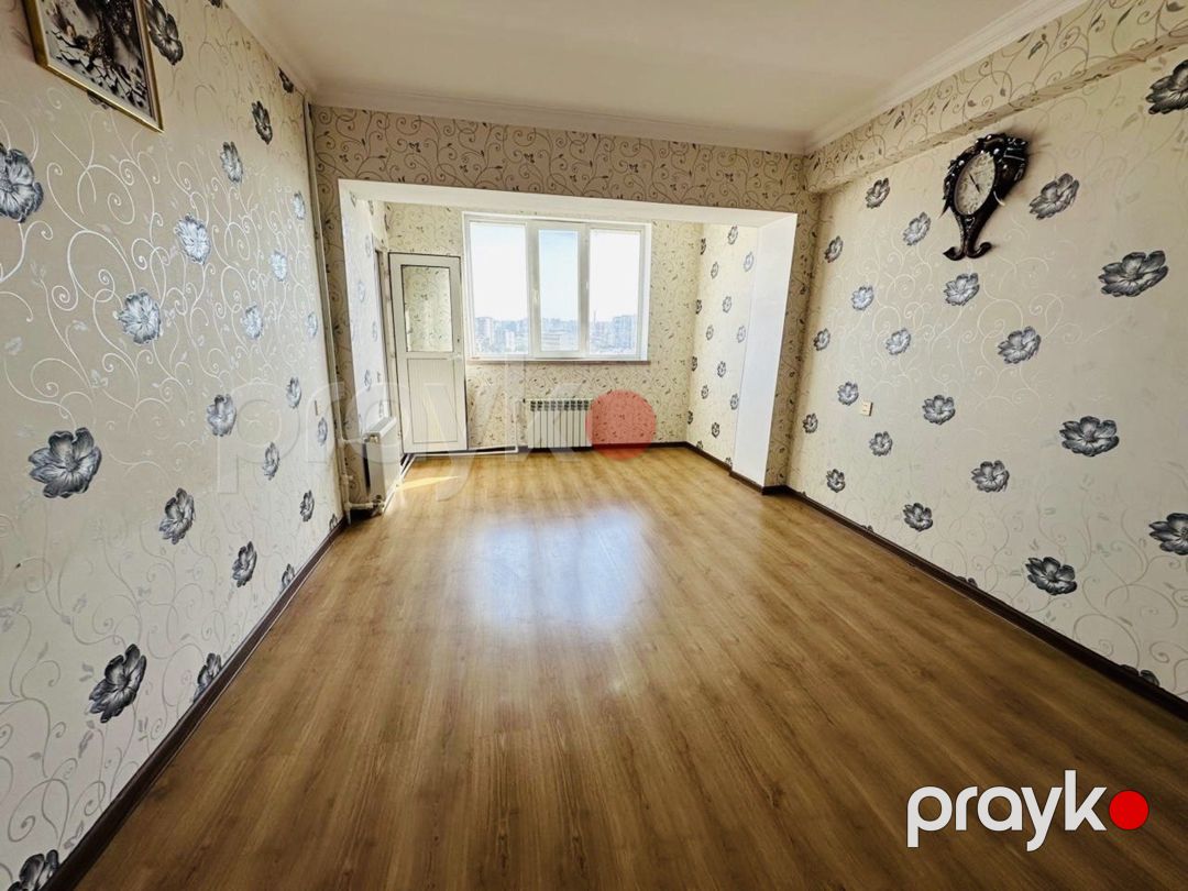 Satılır 2 otaqlı köhnə tikili 72 m² — Mənzil, Bakı (3)