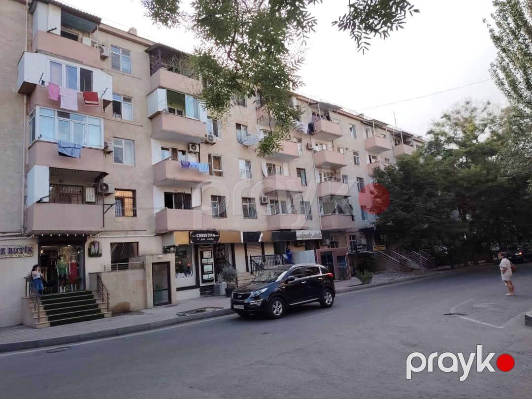 İcarəyə verilir 3 otaqlı köhnə tikili 77 m² — Mənzil, Bakı