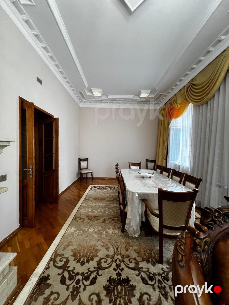 Satılır 4 otaqlı həyət evi/bağ evi 400 m² — Ev, villa, Bakı (10)