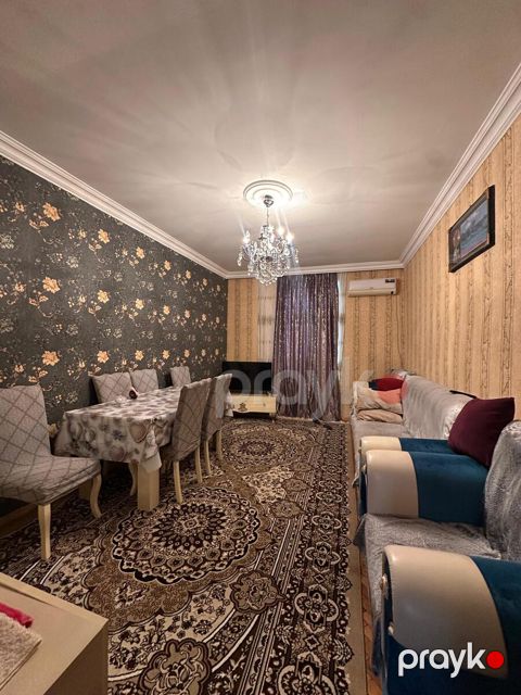 Satılır 3 otaqlı köhnə tikili 85 m² — Bakı