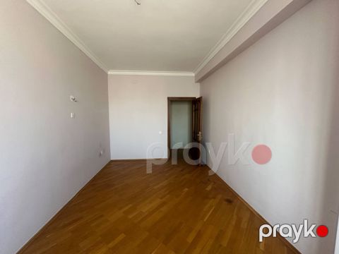 Satılır 3 otaqlı yeni tikili 135 m² — Bakı