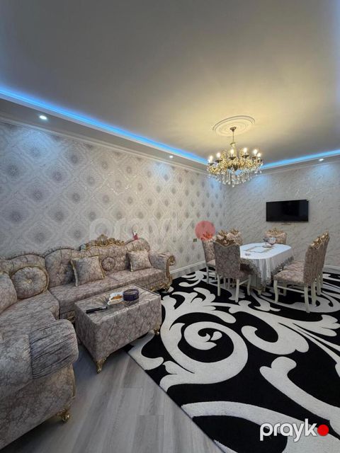 Həyət evi, Binə qəs — Bakı