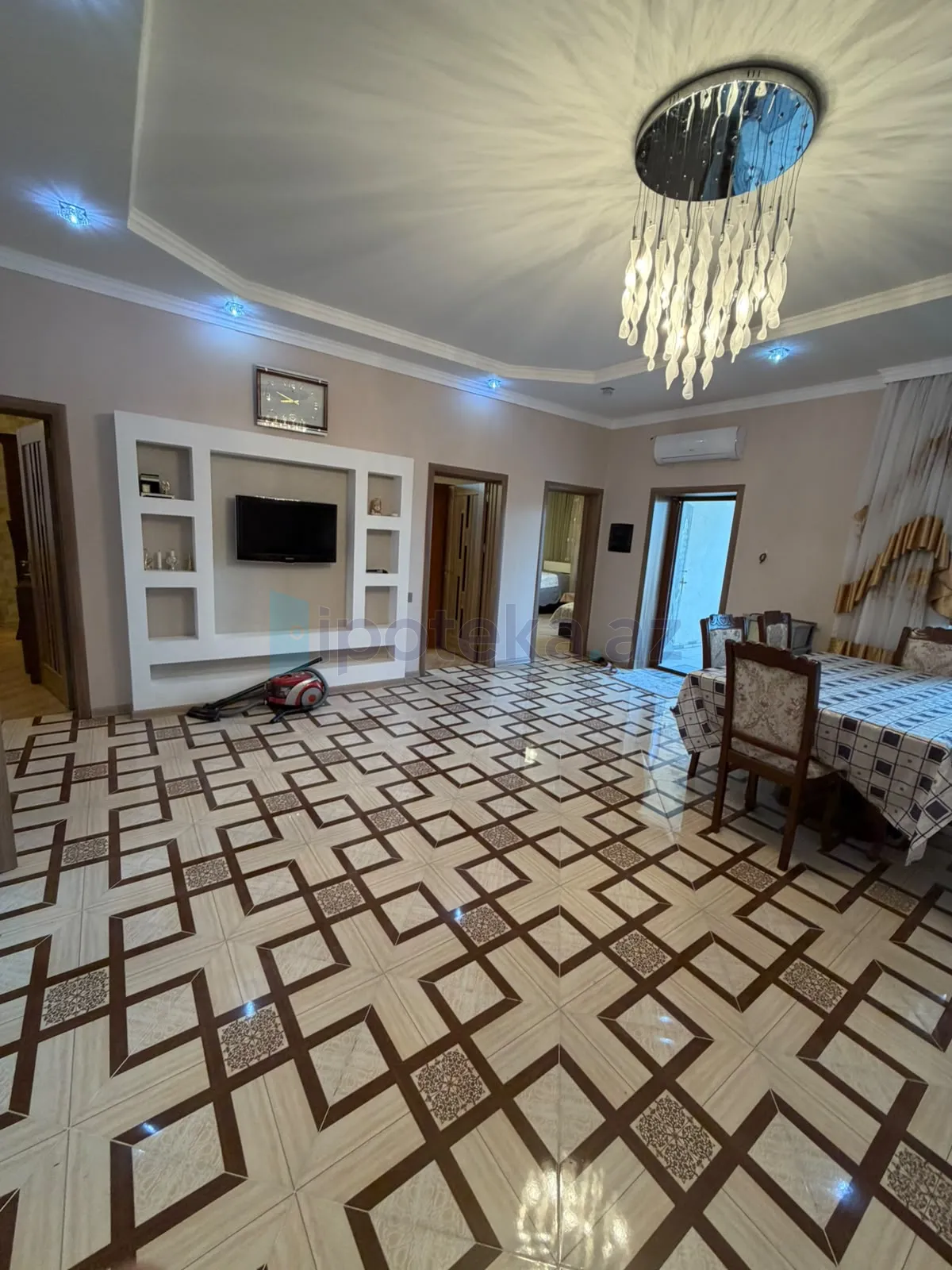Satılır: 4 Otaq, Bağlar, Xəzər r., Şüvəlan q., 200.00 m² — Ev, villa, Şüvəlan (5)