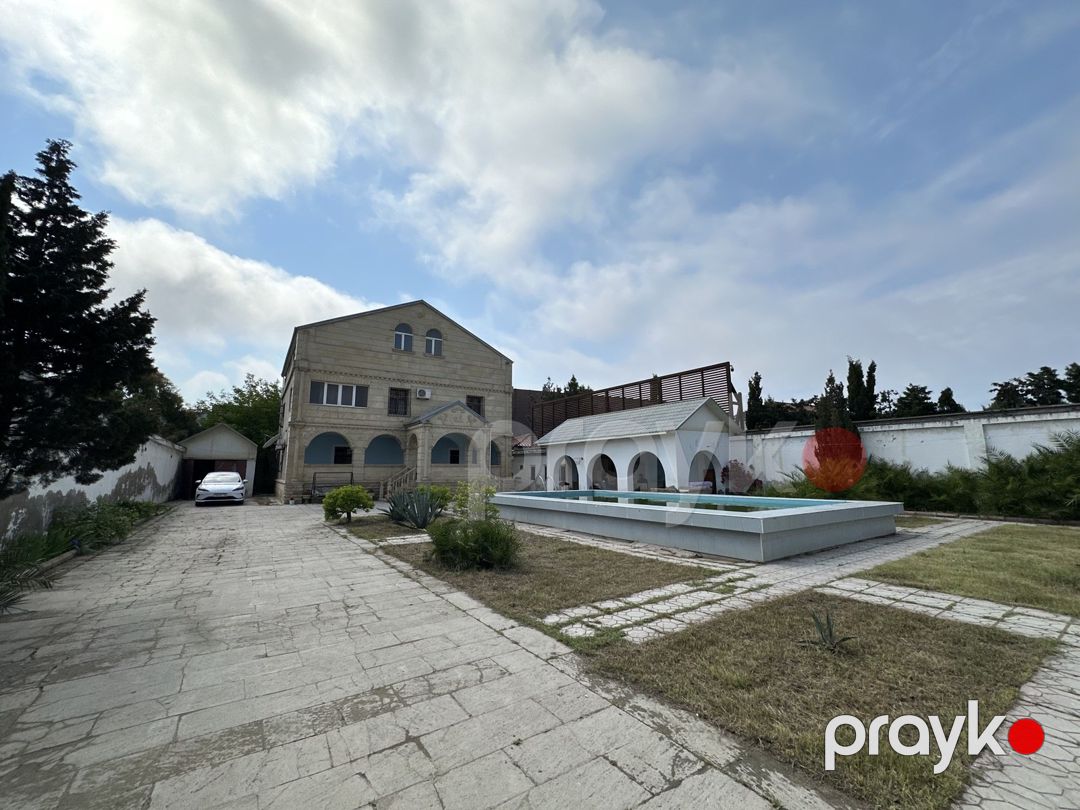Satılır 8 otaqlı həyət evi/bağ evi 600 m² — Ev, villa, Bakı