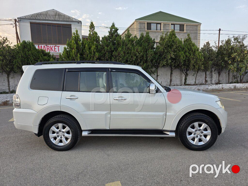 Mitsubishi Pajero, 3.5 L, 2010 il, 192 000 km — Avtomobillər, Bakı (6)