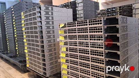 Cisco 2960X-48FPS-L 4X1G SFP Switch — Bakı