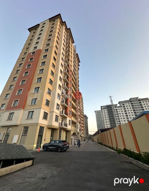 Satılır 3 otaqlı yeni tikili 100 m²