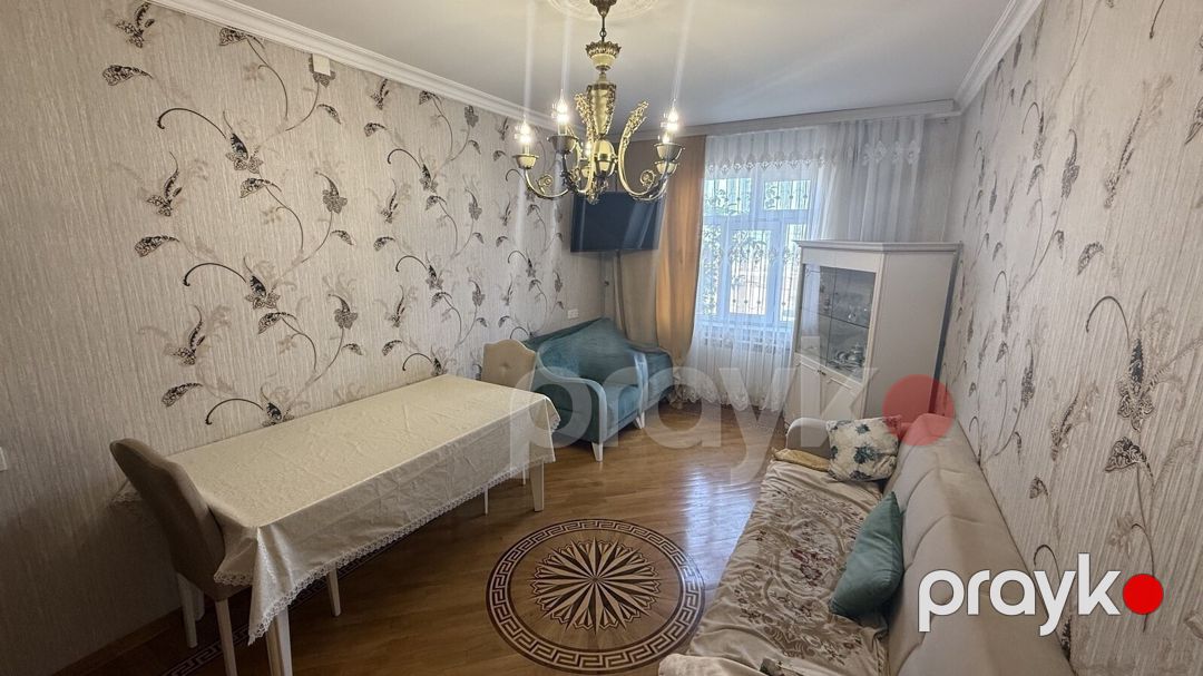 Satılır 4 otaqlı köhnə tikili 90 m² — Mənzil, Bakı (2)