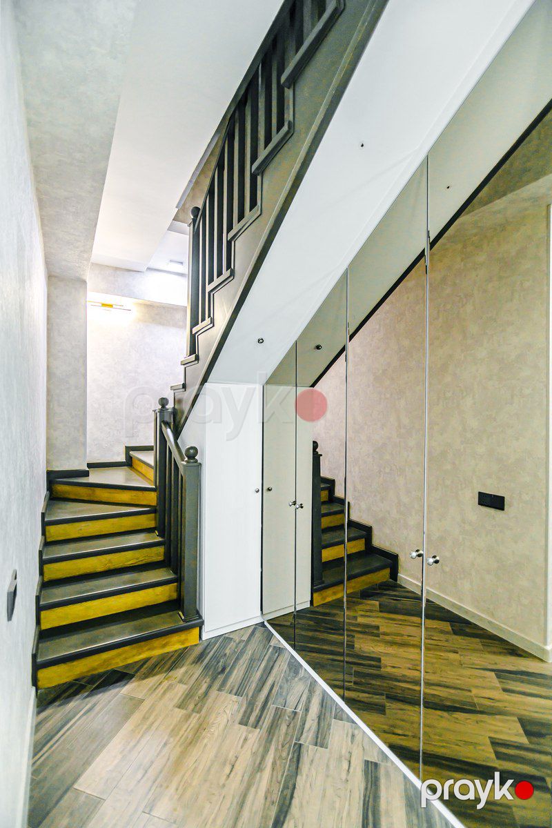İcarəyə verilir 5 otaqlı köhnə tikili 250 m² — Mənzil, Bakı (9)