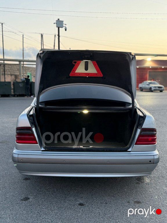 Mercedes E 220, 2.2 L, 2002 il, 600 000 km — Avtomobillər, Bakı (7)