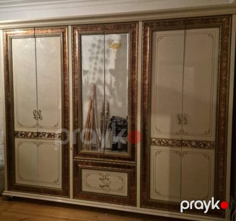 Dolab ela veziyyetde 350₼ .Unvan Nesimi metr &Rumi — Bakı