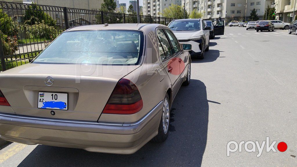 Mercedes C 230, 2.3 L, 2000 il, 317 000 km — Avtomobillər, Bakı (5)
