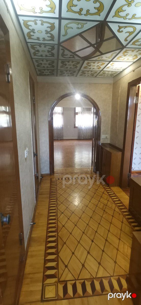 Satılır 4 otaqlı köhnə tikili 90 m² — Mənzil, Bakı (2)