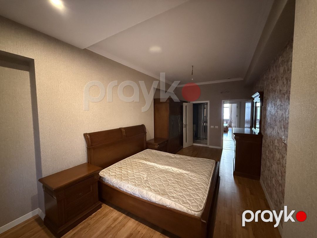 Satılır 4 otaqlı yeni tikili 160 m² — Mənzil, Bakı (11)