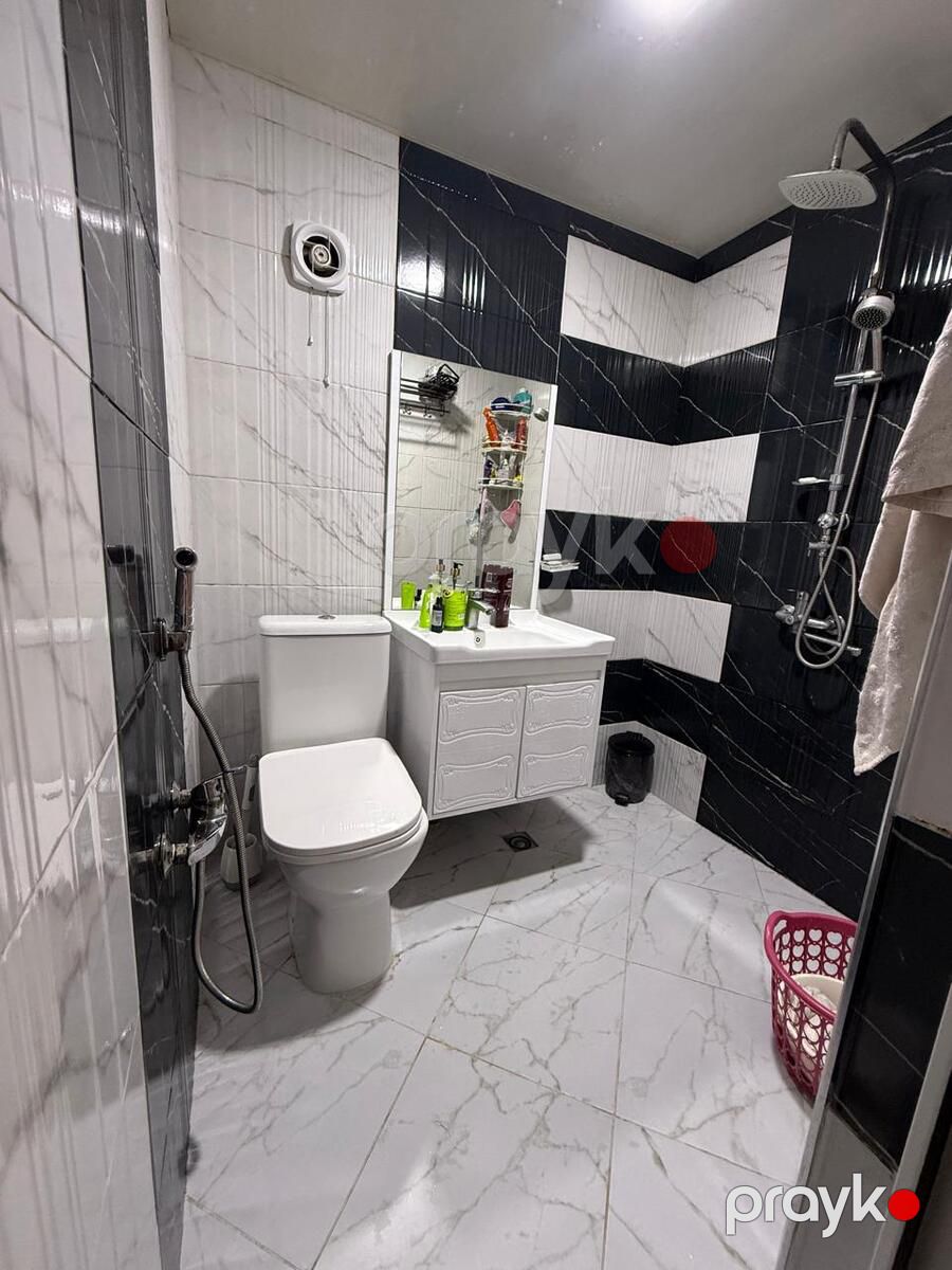 Satılır 4 otaqlı köhnə tikili 90 m² — Mənzil, Bakı (11)