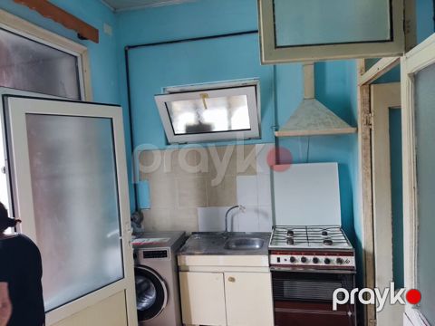 Merdekanda merkezde astanovkaya yaxın 3 otaqlı ev Kırayesın verılır — Digah
