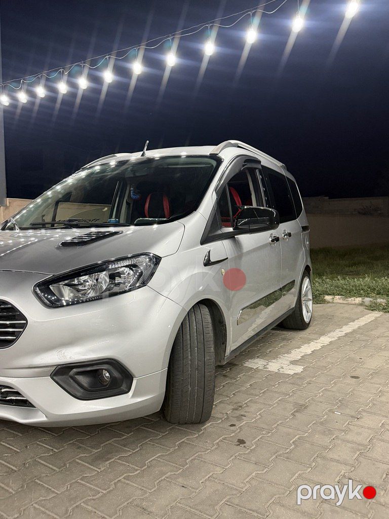 Ford Tourneo Courier, 1.5 L, 2019 il, 82 000 km — Avtomobillər, Naxçıvan (3)