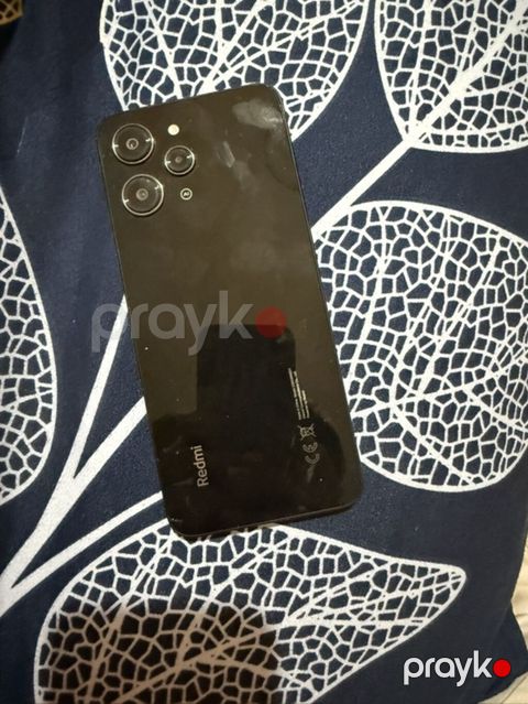 Redmi smartfon 256 yaddas 8 eam. - Ekran: Tam ekran ön panel — Bakı