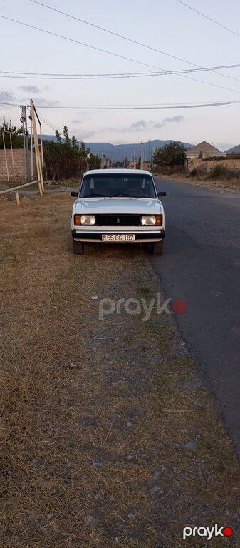 Lada (VAZ) 2105, 1.5 L, 1988 il, 25 871 km — Şəki