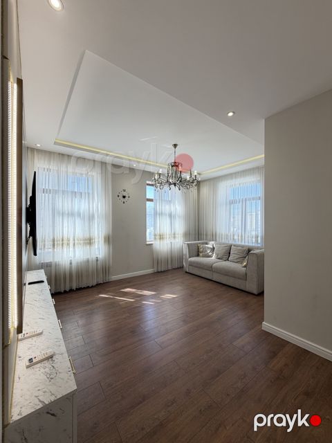 İcarəyə verilir 4 otaqlı yeni tikili 150 m² — Bakı