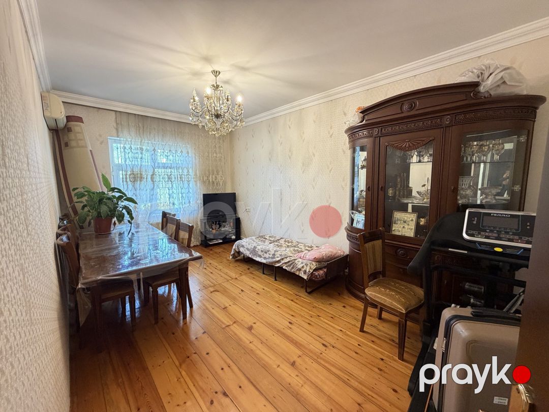 Satılır 4 otaqlı köhnə tikili 100 m² — Mənzil, Bakı (11)