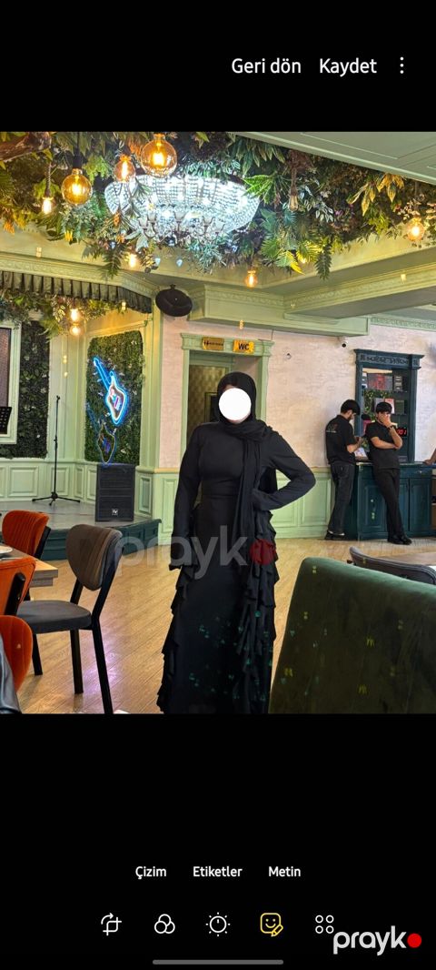 Qara rəngli zərif abiye-don bir defe geyinilib olcu S M unvan sabuncu — Digah