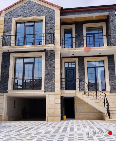 Satılır 6 otaqlı həyət evi/bağ evi 300 m² — Bakı