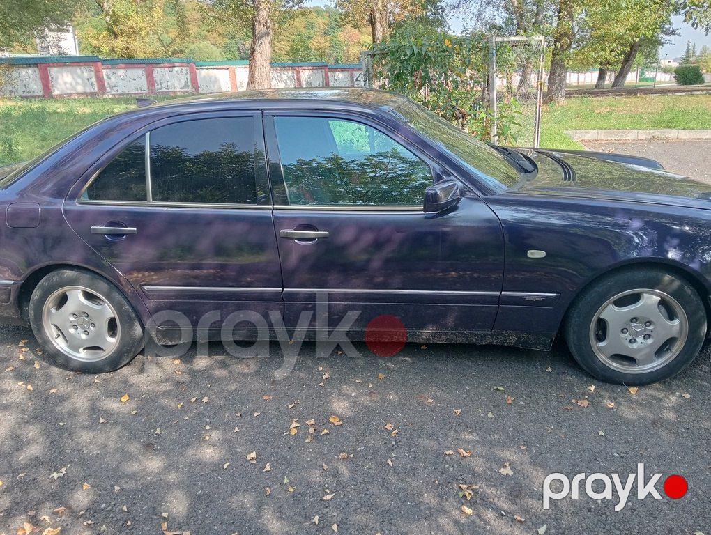 Mercedes E 200, 2.0 L, 1996 il, 450 000 km — Avtomobillər, Qəbələ (3)