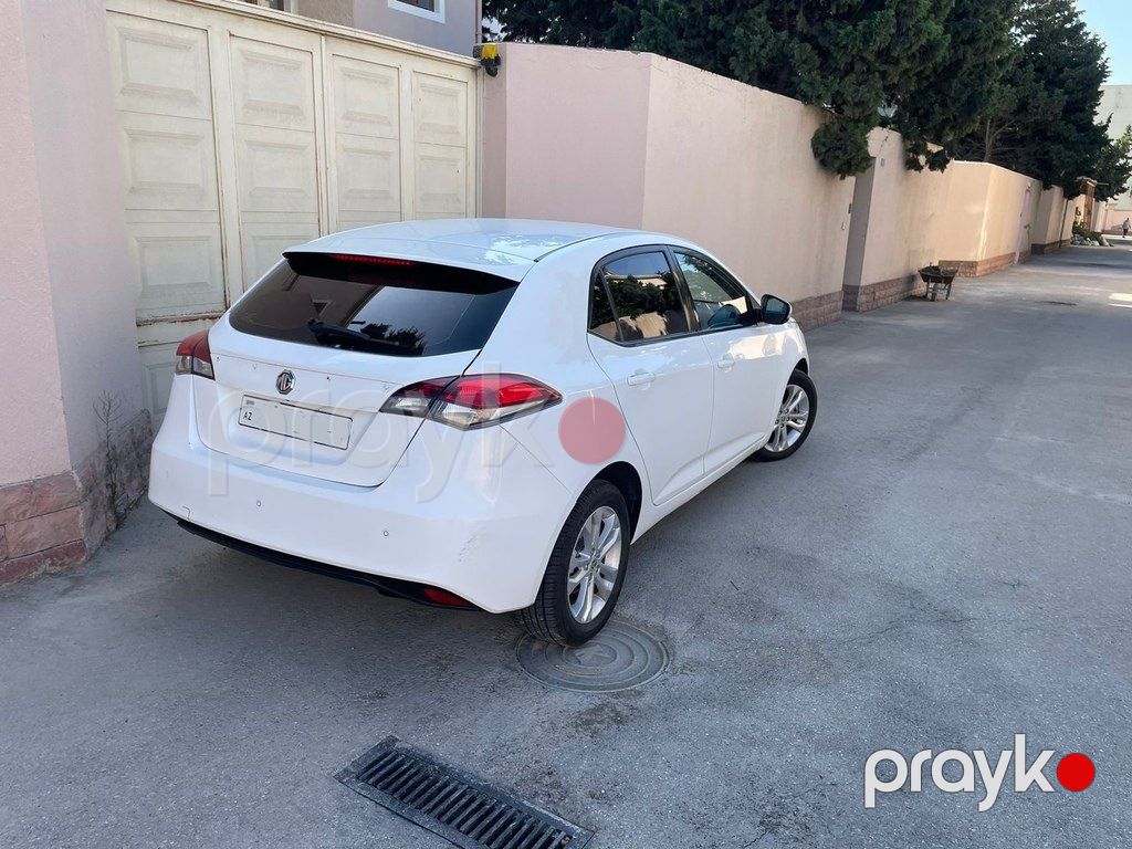 MG 5, 1.5 L, 2013 il, 173 000 km — Avtomobillər, Bakı (4)