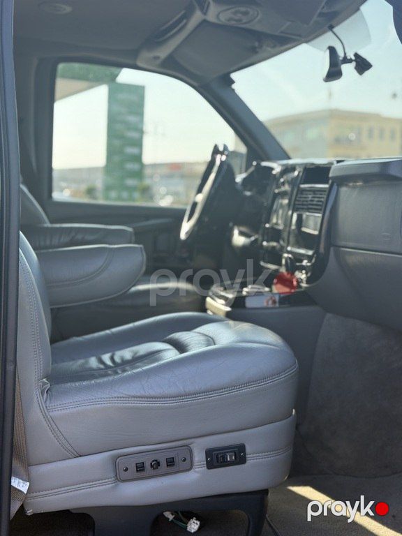 Chevrolet Express, 5.3 L, 2006 il, 80 000 km — Avtomobillər, Bakı (9)