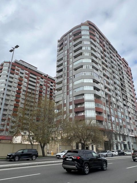 Satılır 3 otaqlı yeni tikili 128 m² — Bakı
