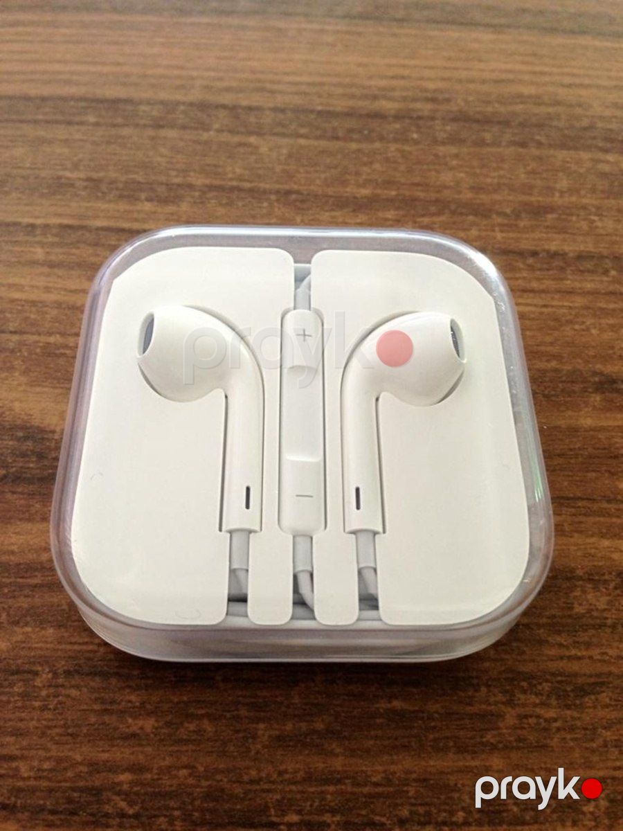 Qulaqlıq Apple — Səs texnikası, Bakı (2)