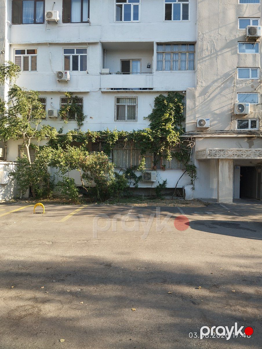 Satılır 4 otaqlı köhnə tikili 85 m² — Mənzil, Bakı (3)