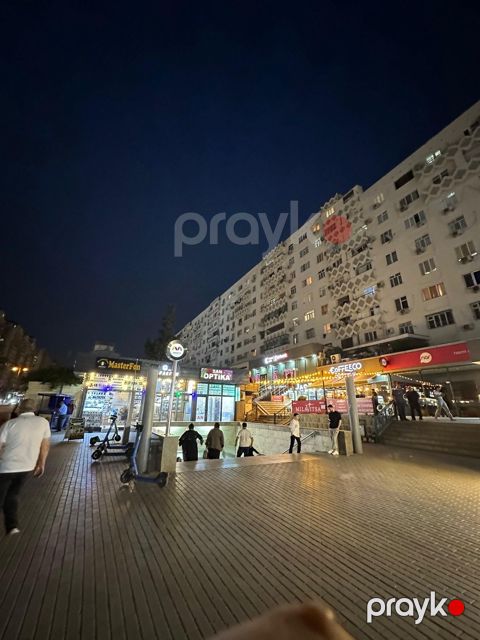Satılır 2 otaqlı köhnə tikili 60 m² — Bakı