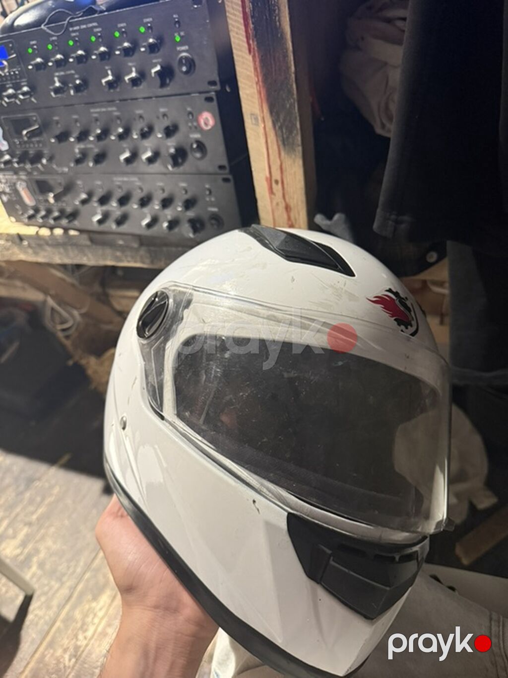 Ağ tam üzlü motosiklet dəbilqəsi - Korpus: aerodinamik formalı, sərt — Motosiklet geyimi, Bakı (2)