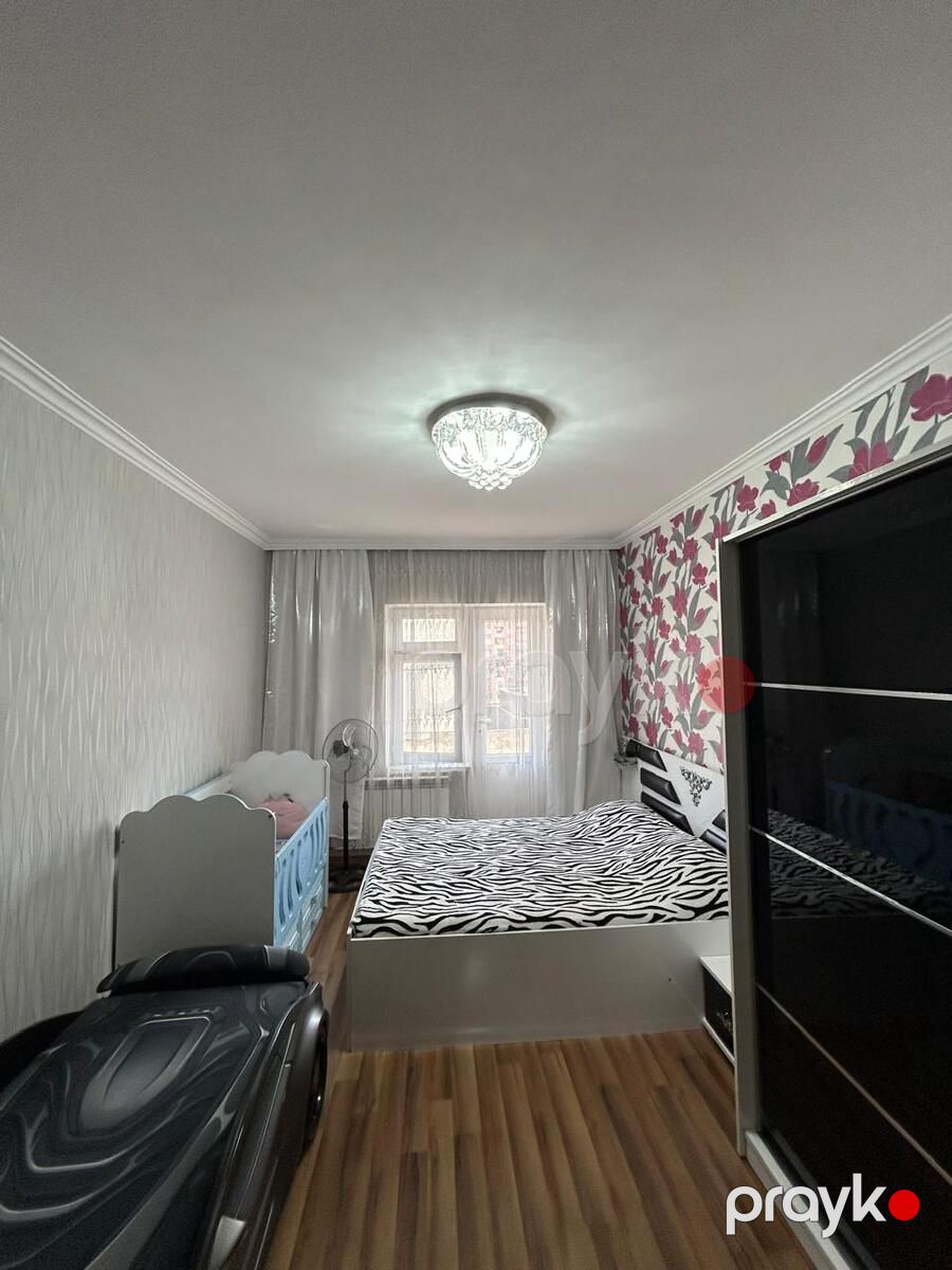 Satılır 4 otaqlı köhnə tikili 110 m² — Mənzil, Bakı (11)