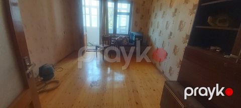 Satılır 2 otaqlı köhnə tikili 65 m² — Bakı