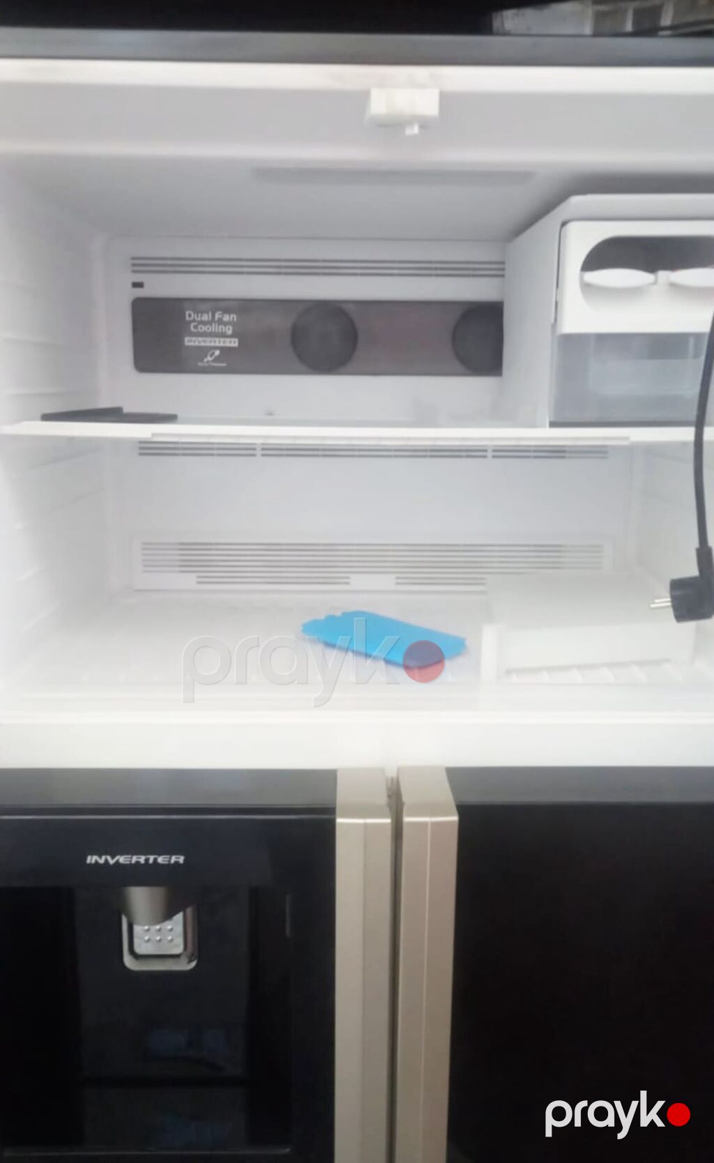 İşlənmiş 4 qapılı Hitachi Soyuducu Satılır, rəng - Qara, Dolab içi — Soyuducular, Zərdab (5)