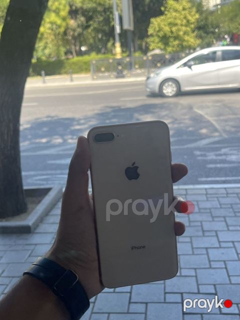 IPhone 8 Plus, Qızılı, Barmaq izi — Bakı