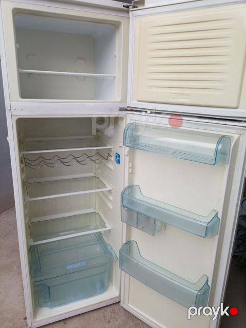 Beko soyuducu yaxşı veziyetde heç bir prablemi yoxdu tam işlekdi köçe — Bakı
