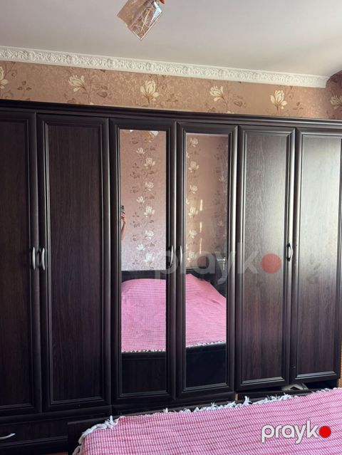 Yataq otağı mebel dəsti Tərkibi: - 6 qapılı qarderob: ortada 2 ədəd — Digah