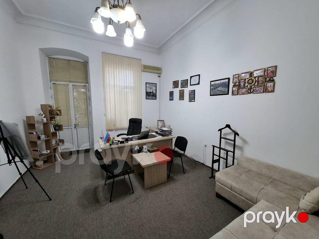 Satılır 5 otaqlı köhnə tikili 190 m² — Mənzil, Bakı (6)