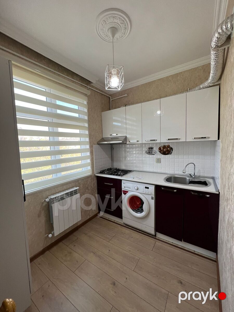 Satılır 2 otaqlı köhnə tikili 50 m² — Mənzil, Bakı (8)