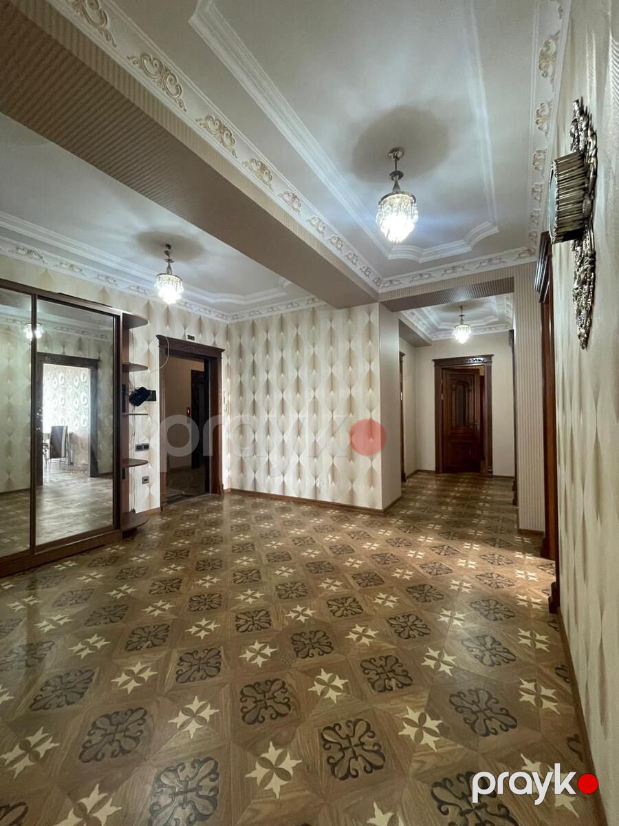 Satılır 4 otaqlı yeni tikili 220 m² — Mənzil, Bakı (2)