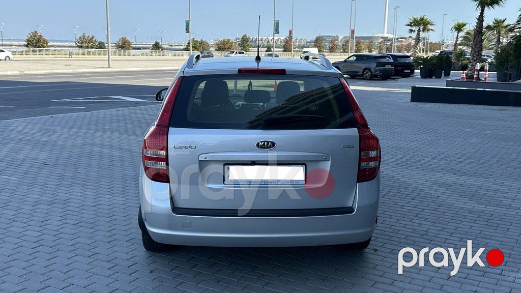 Kia Ceed SW, 1.6 L, 2009 il, 298 000 km — Avtomobillər, Bakı (7)