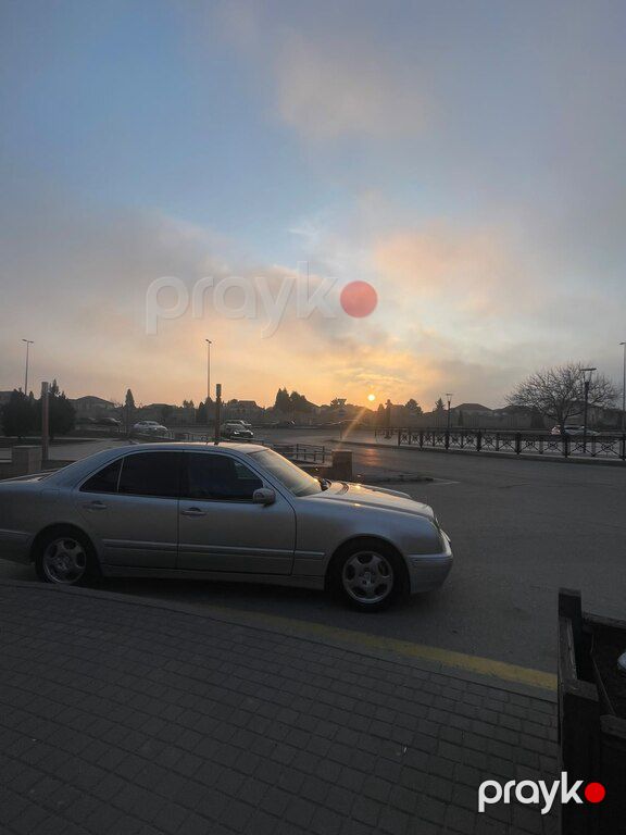 Mercedes E 200, 2.2 L, 2000 il, 568 426 km — Avtomobillər, Bakı (2)