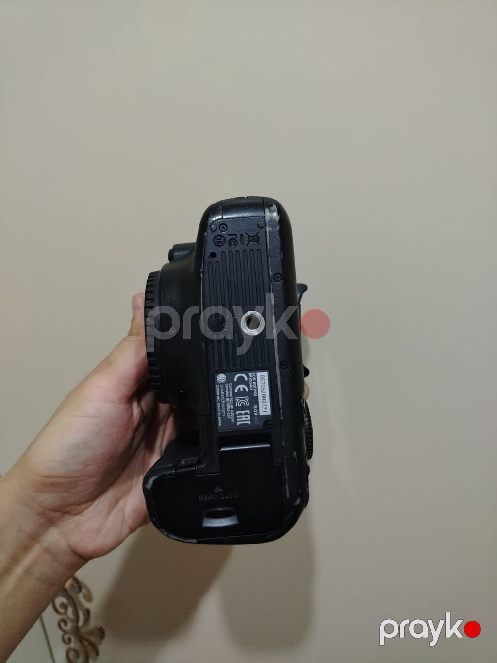 Canon 6 de body — Fotoaparat, Masazır (5)